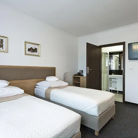 فندق Interhotel فروتسواف